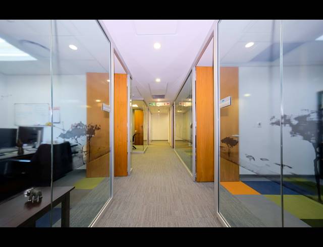 796M² OFFICE TO LET IN SANDTON CENTRAL